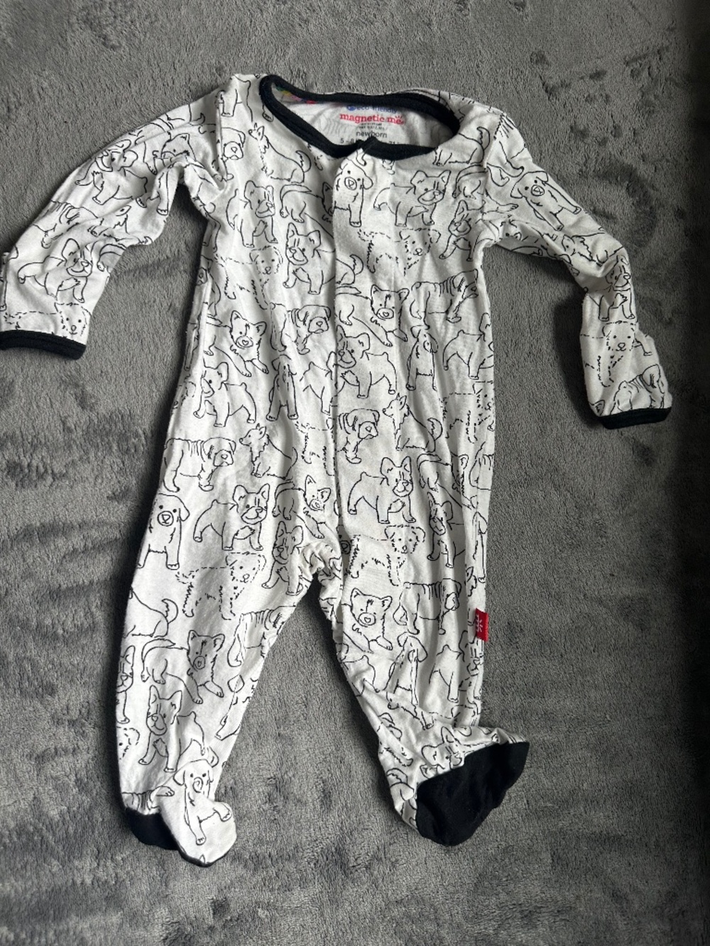 Magnetic Me Line Drawn Puppies Sleeper, Newborn